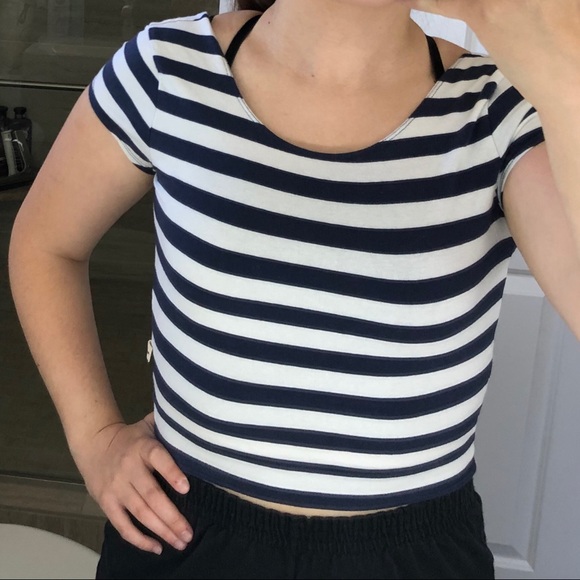 Navy & White Striped Crop Top w/ Bow - Picture 2 of 6